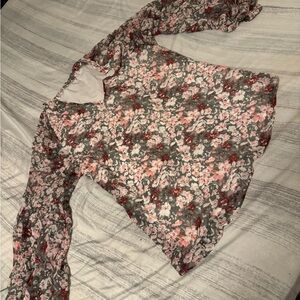 Floral Gray and Pink Women's Top